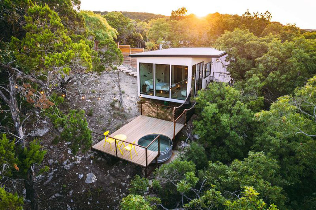 Missing Hotel in Marble Falls