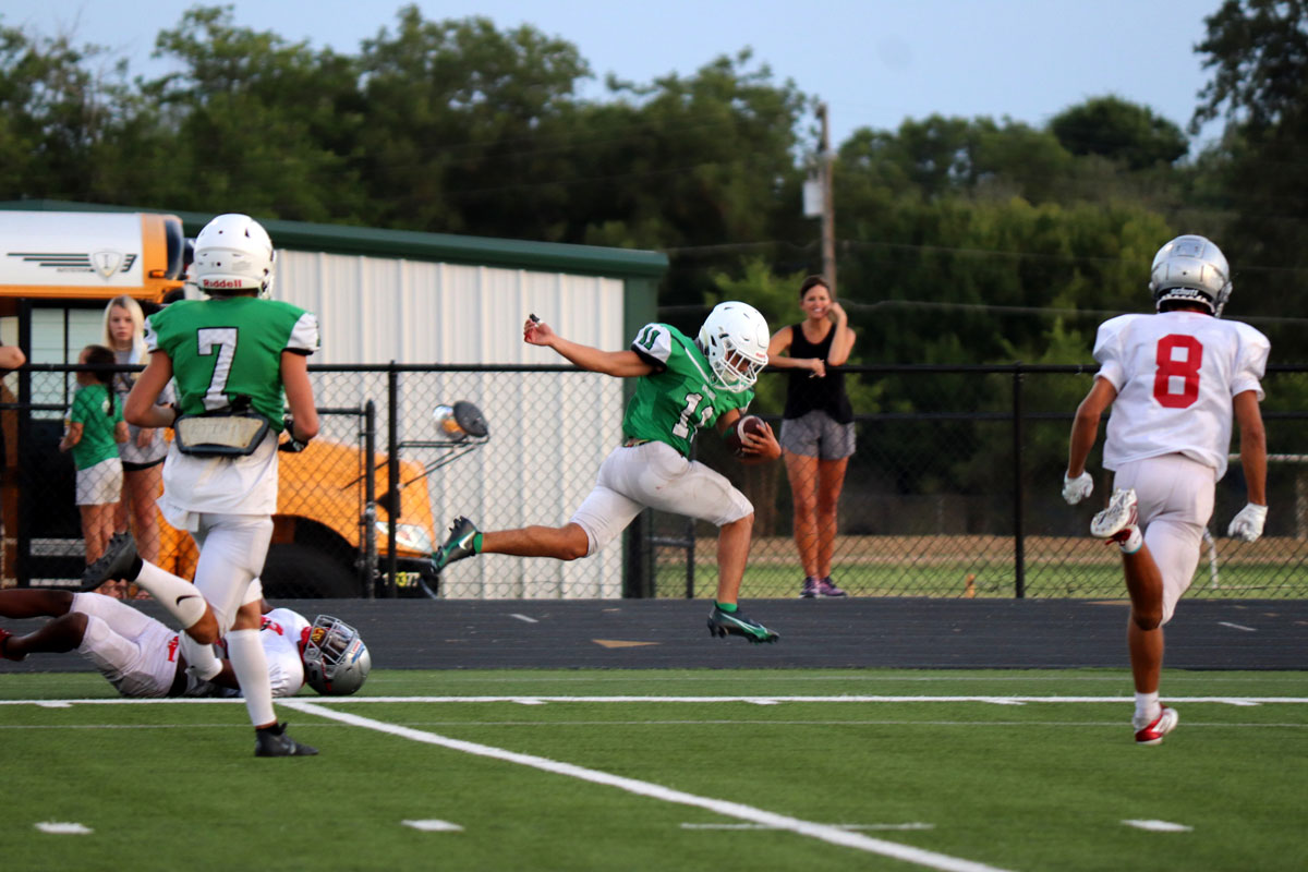 Burnet scrimmages Lake Belton