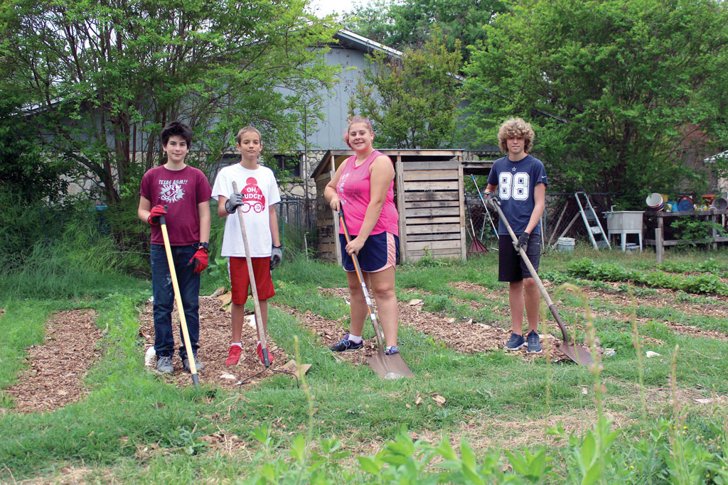 Texas Hill Country Homeschoolers garden - DailyTrib.com