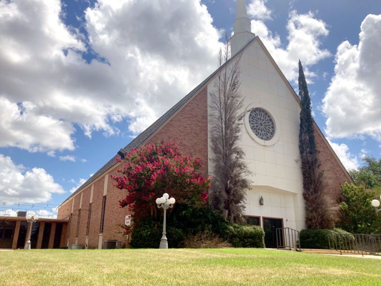 Church demolition to make way for new Marble Falls apartment complex